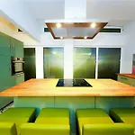 Connie\'S House Holiday Apartment